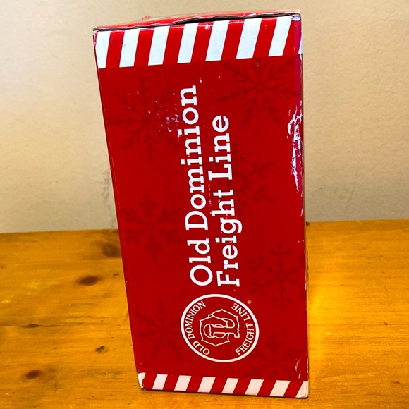 Los Angeles Angels Mike Trout # 27 Nut Cracker MLB Team Holiday Decor in Box - Picture 5 of 9